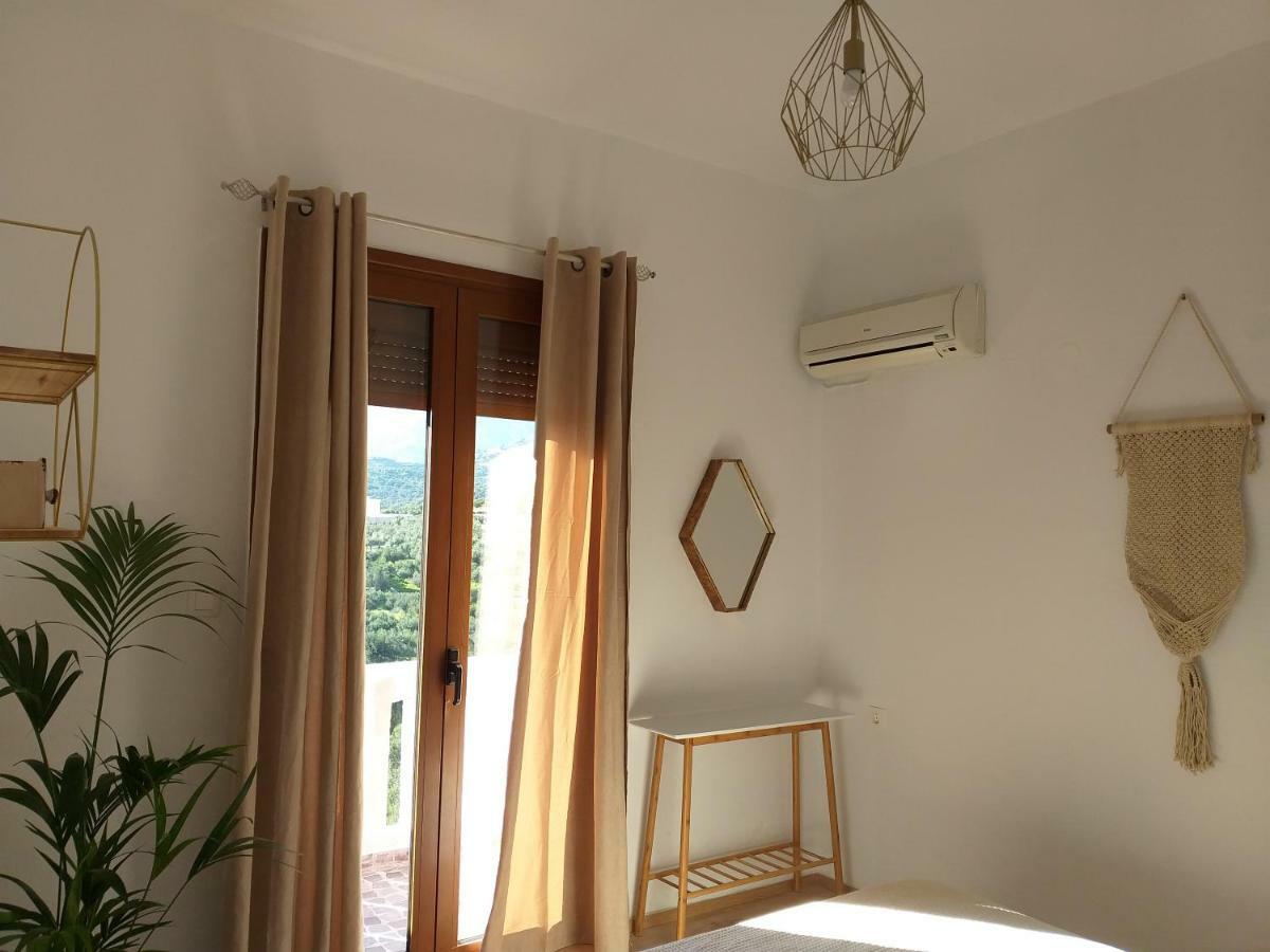 Apartment Greek Blue *
